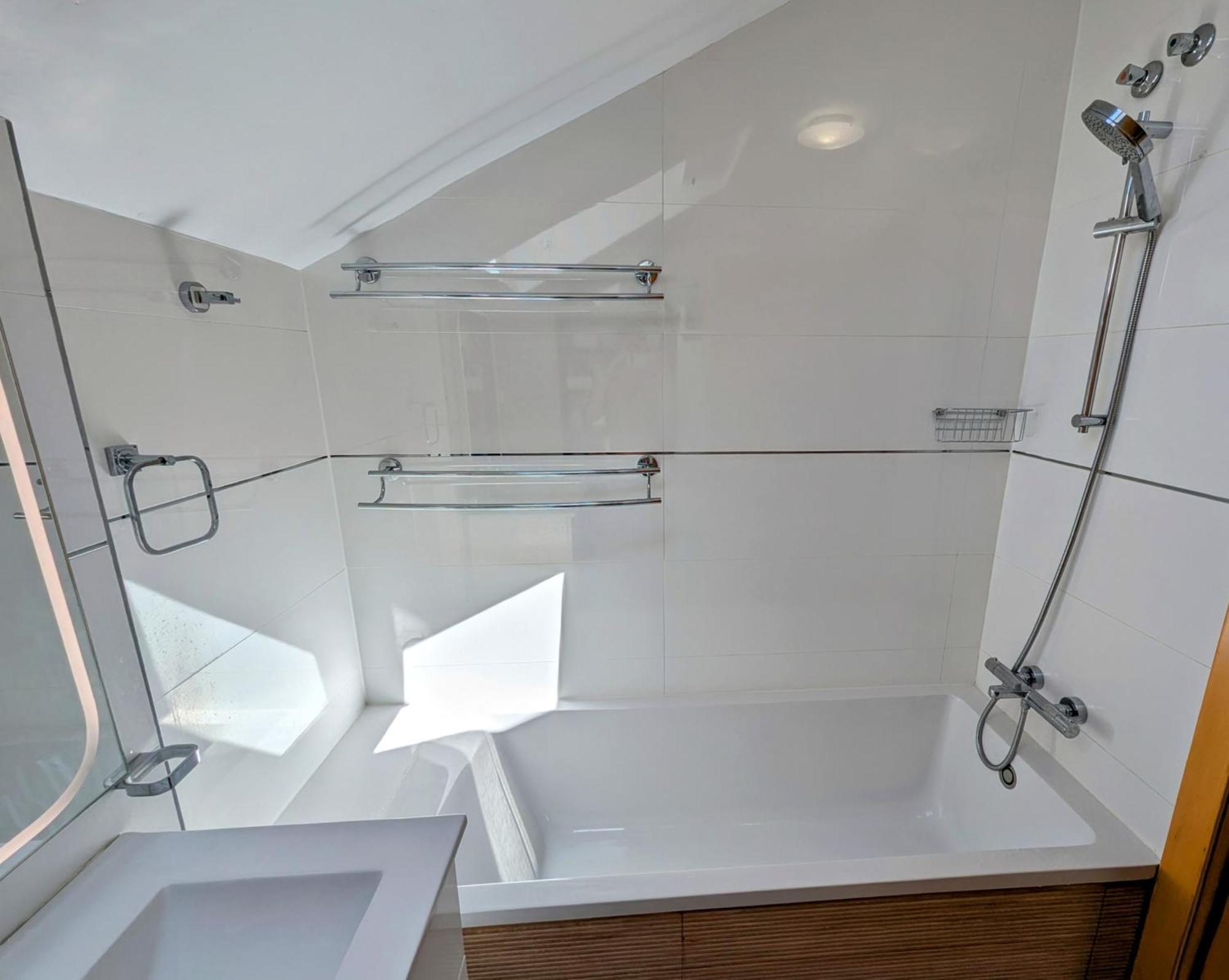 Modern Penthouse Apartment - 1 Min From The Beach Fuengirola Ngoại thất bức ảnh