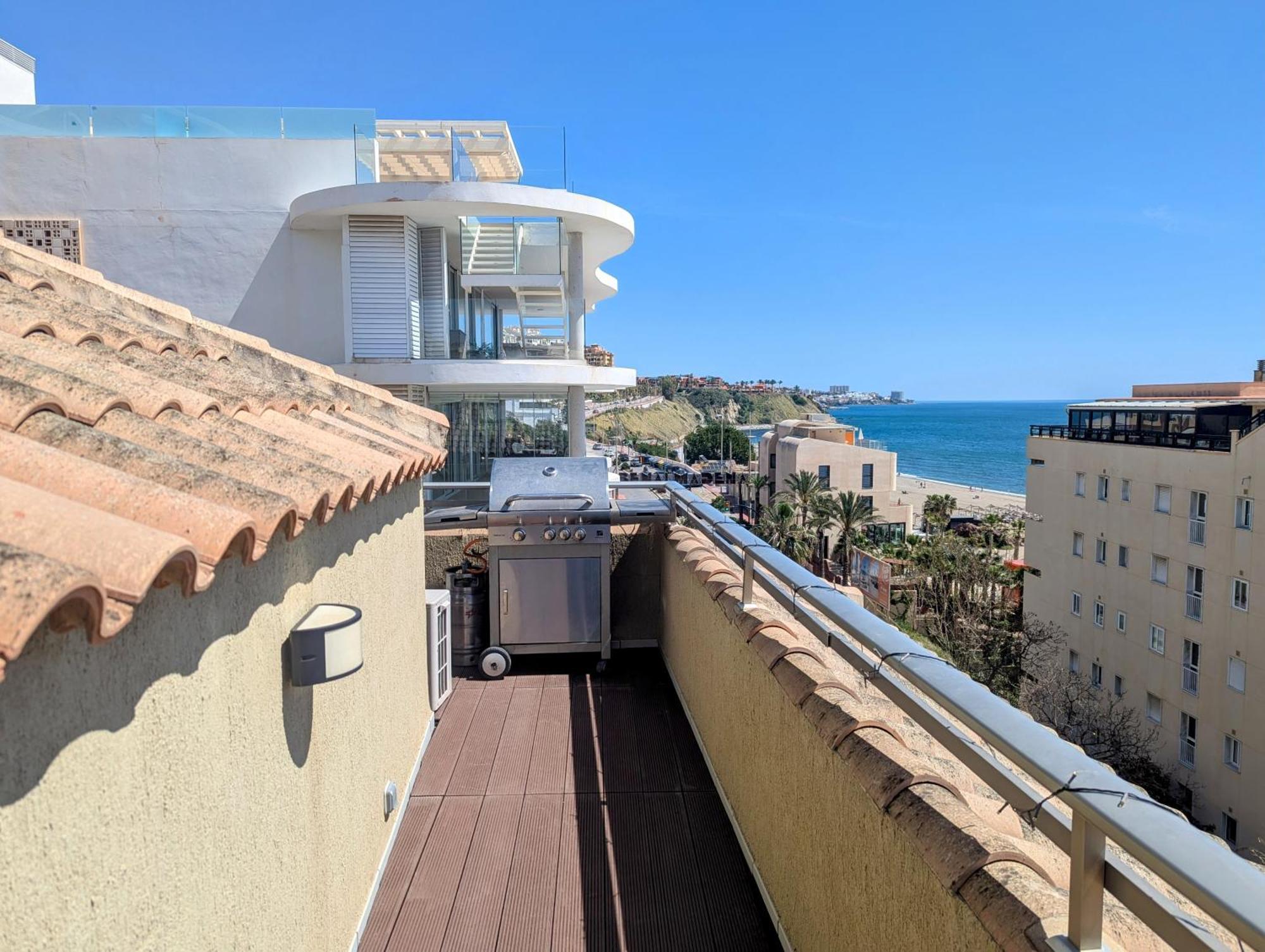 Modern Penthouse Apartment - 1 Min From The Beach Fuengirola Ngoại thất bức ảnh