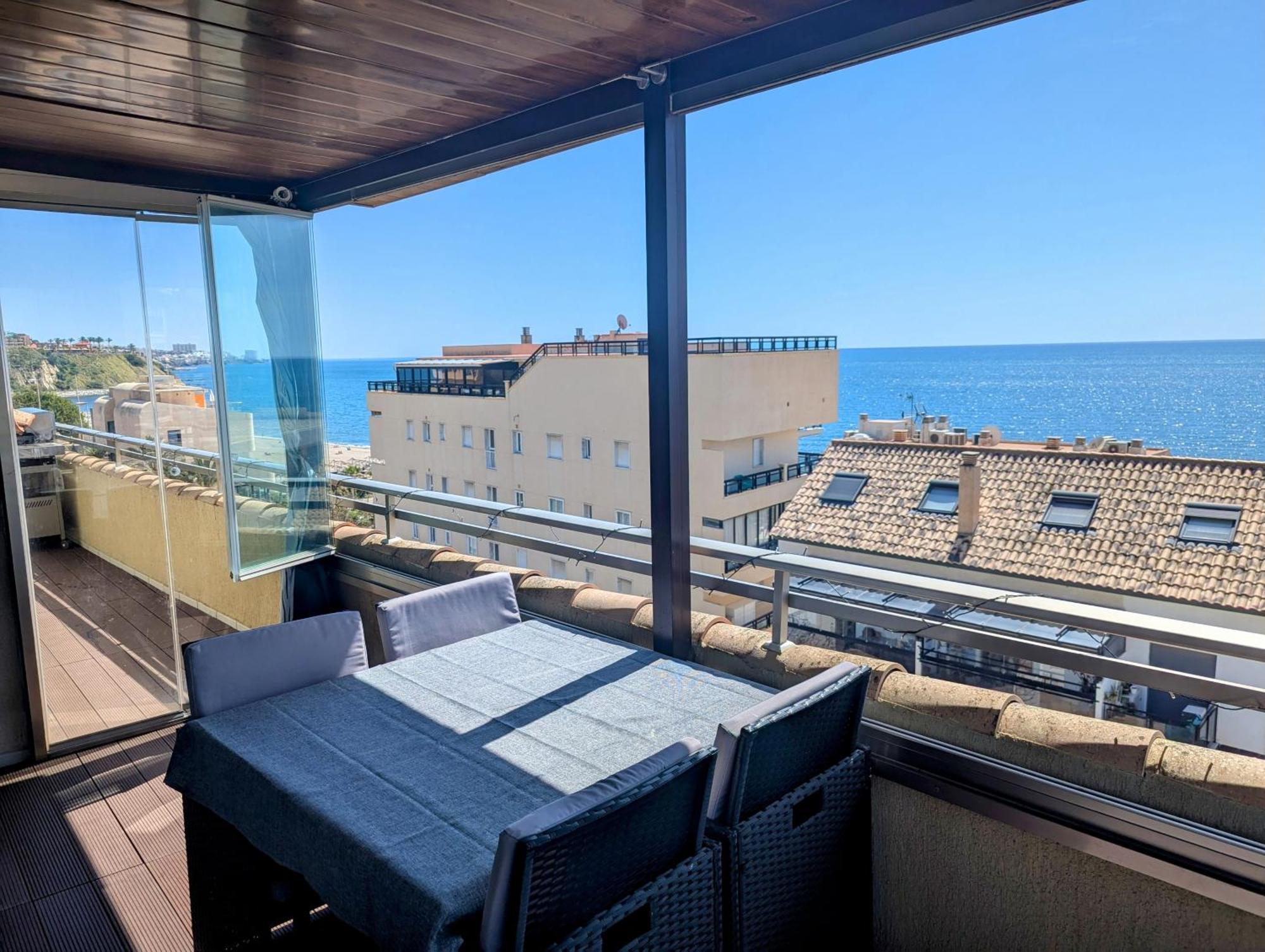 Modern Penthouse Apartment - 1 Min From The Beach Fuengirola Ngoại thất bức ảnh